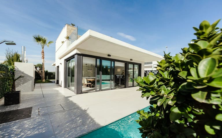 Channel Islands — Luxury Villas